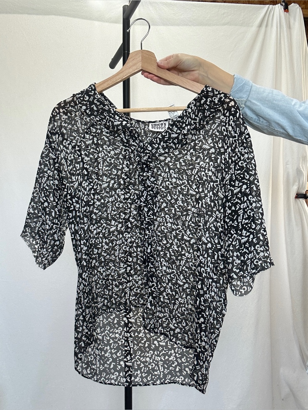 Vintage Chico’s geometric silk black and white ruffle blouse